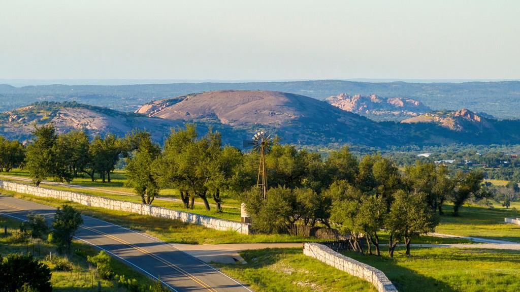 14087 Ranch Road 965 Highway