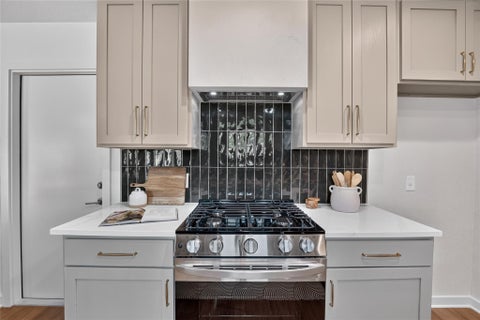 Tiny photo for 13005 Powderhorn ST, Austin, TX 78727 (MLS # 5859467)