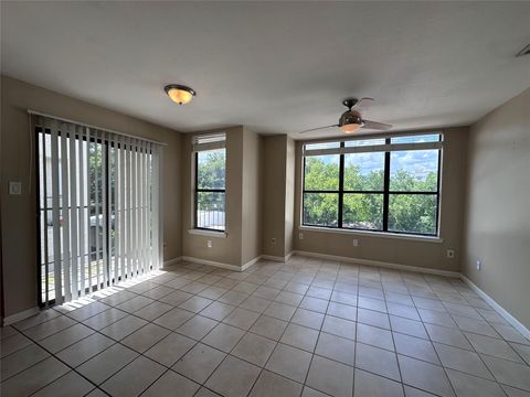 Photo of 2409 Leon ST #205, Austin, TX 78705 (MLS # 5256852)