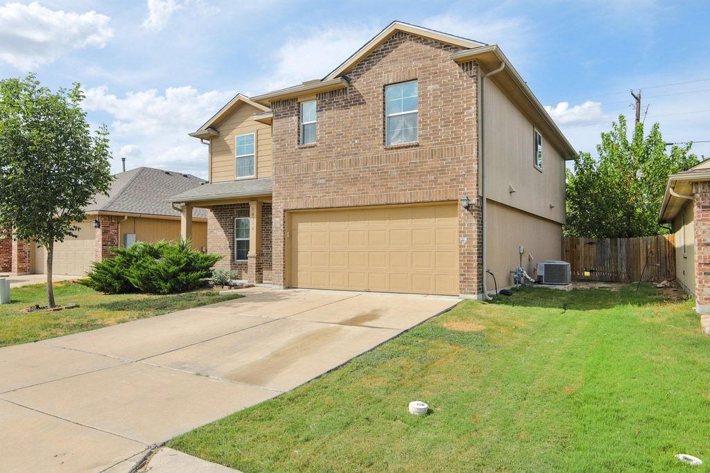 Photo of 18316 Willow Sage LN, Elgin, TX 78621 (MLS # 2203934)