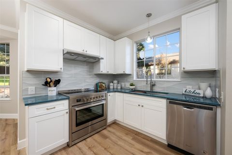 Tiny photo for 126 Copperleaf RD, Lakeway, TX 78734 (MLS # 5227583)