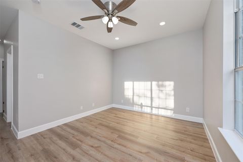 Tiny photo for 126 Copperleaf RD, Lakeway, TX 78734 (MLS # 5227583)