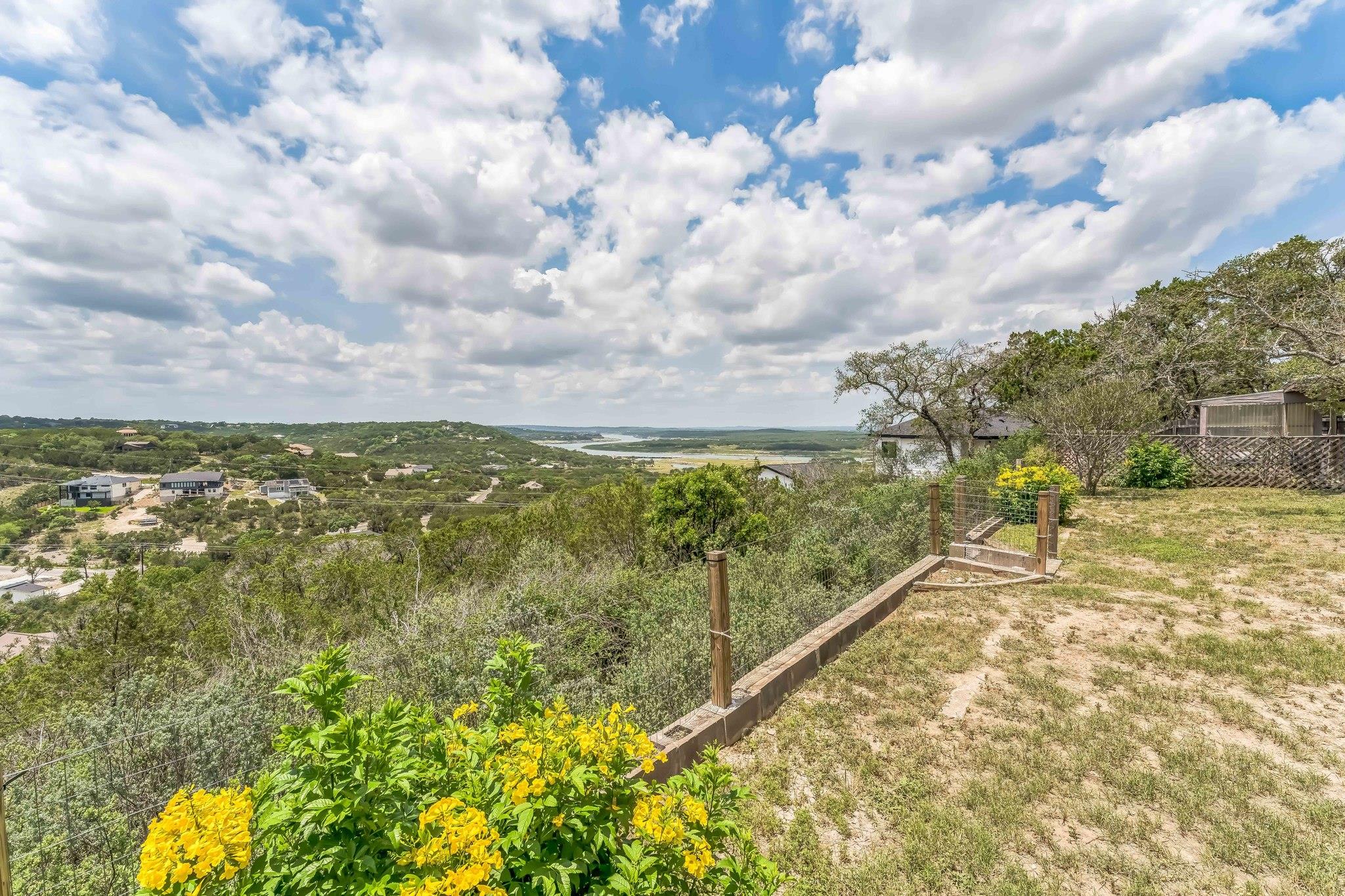 21013 Ridgeview LOOP