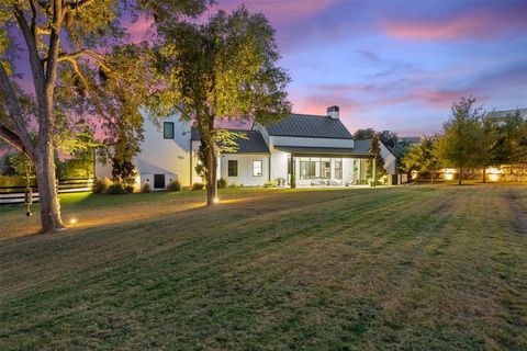 Tiny photo for Spicewood, TX 78669 (MLS # 9765031)