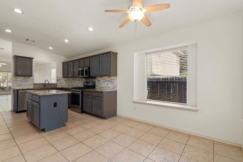 Tiny photo for 4621 Hoffman DR, Austin, TX 78749 (MLS # 8783287)