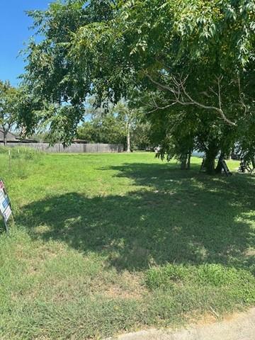Photo 1 of 2 — 1505 School ST, Gonzales, TX 78629