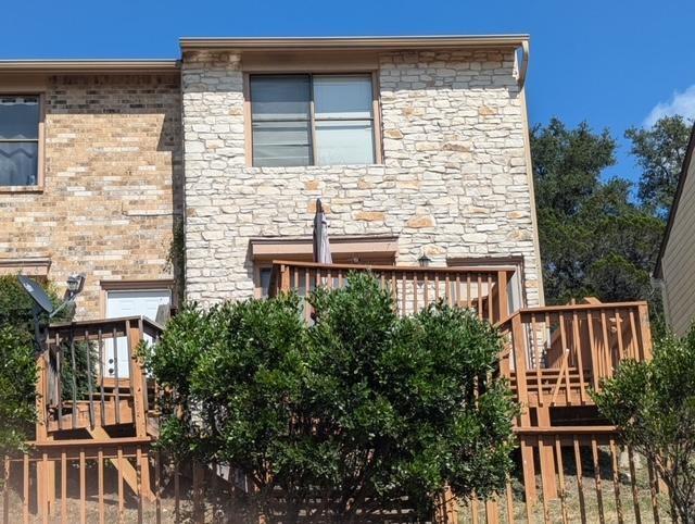 View Lago Vista, TX 78645 townhome