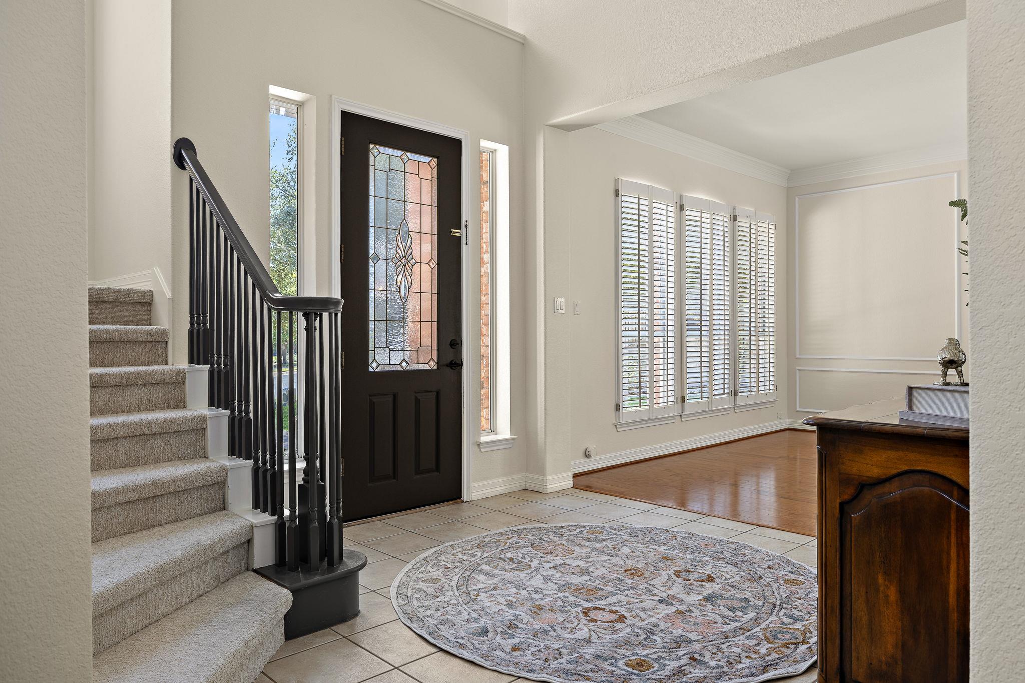 1914 Mulligan DR