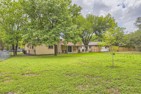 Tiny photo for 2112 Cindy LN, Austin, TX 78727 (MLS # 8556324)