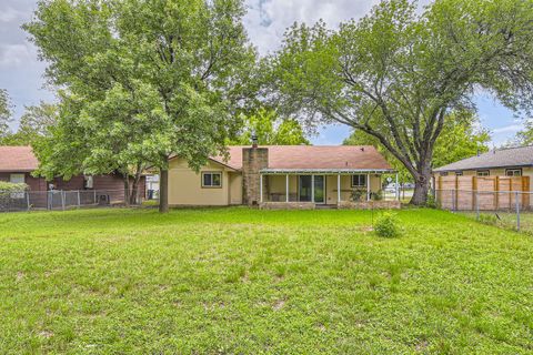 Tiny photo for 2112 Cindy LN, Austin, TX 78727 (MLS # 8556324)