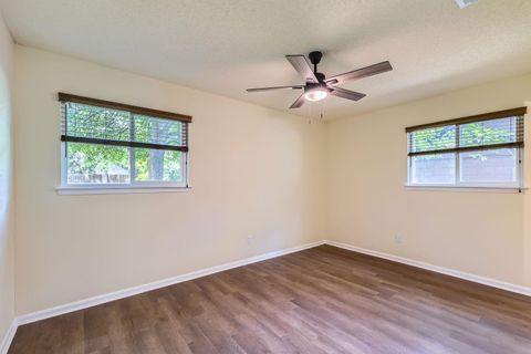 Tiny photo for 2112 Cindy LN, Austin, TX 78727 (MLS # 8556324)