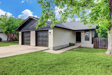 Photo of 11425 Ptarmigan DR #A, Austin, TX 78758 (MLS # 8059810)