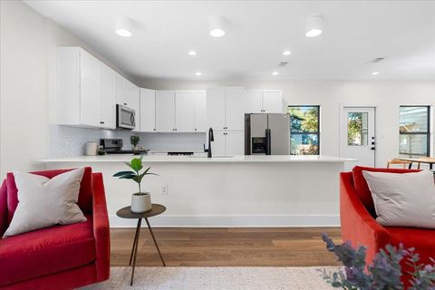 Tiny photo for 2022 E 2nd ST, Austin, TX 78702 (MLS # 7967876)