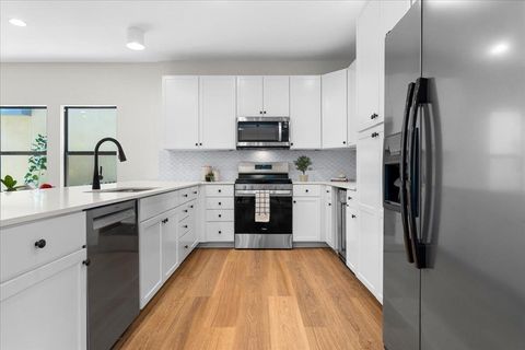 Tiny photo for 2022 E 2nd ST, Austin, TX 78702 (MLS # 7967876)