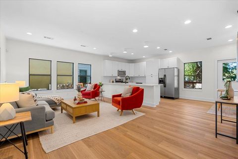 Tiny photo for 2022 E 2nd ST, Austin, TX 78702 (MLS # 7967876)