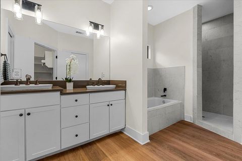 Tiny photo for 2022 E 2nd ST, Austin, TX 78702 (MLS # 7967876)