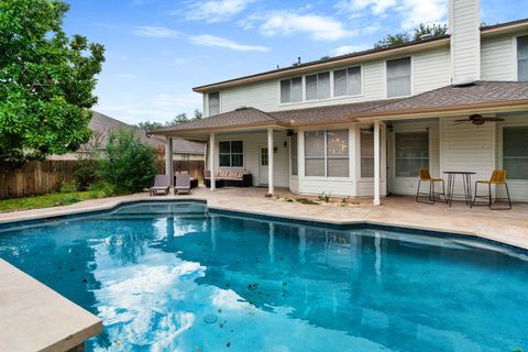 Photo of 807 Clarence Bohls LN, Pflugerville, TX 78660 (MLS # 3492339)