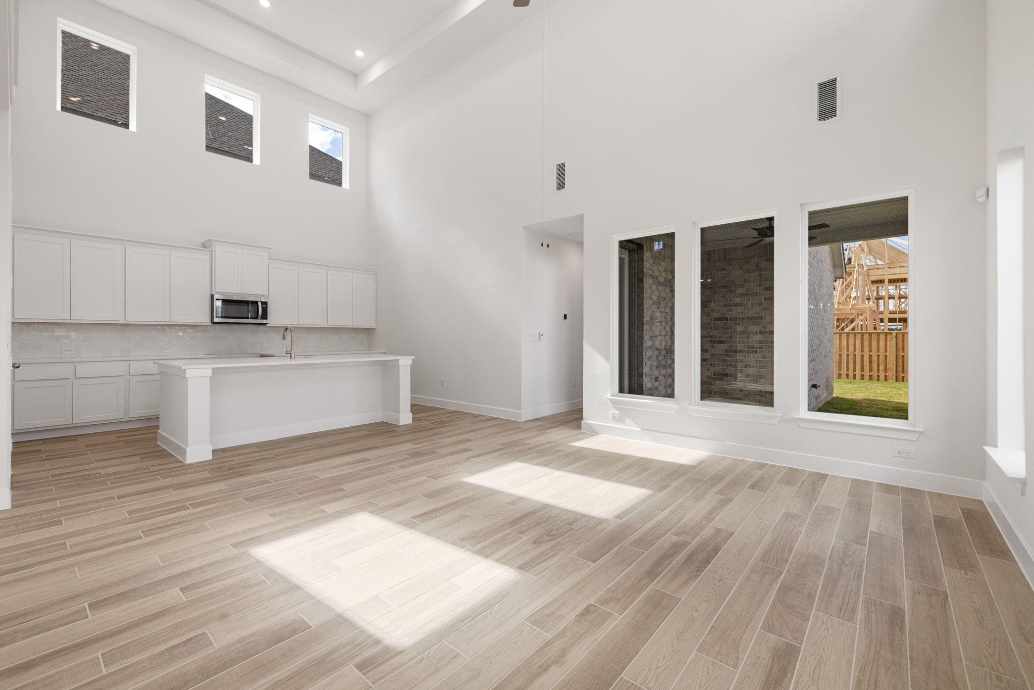 137 Emerald Grove DR