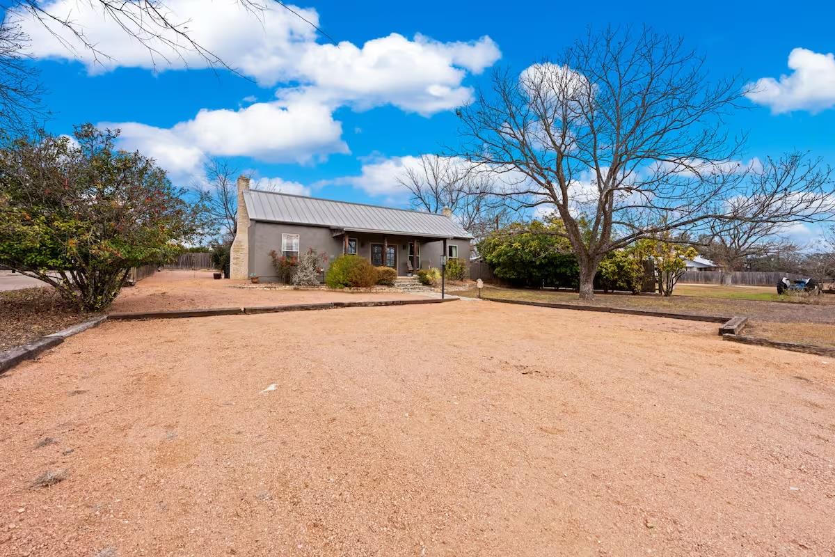 406 Cross Mountain DR