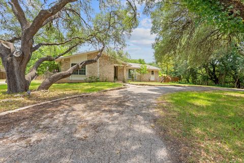 Photo of 13205 Onion Creek DR, Manchaca, TX 78652 (MLS # 9117249)