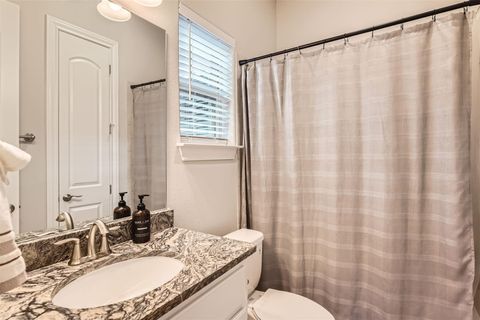 Tiny photo for 921 Morning Moon CIR, Austin, TX 78732 (MLS # 6692142)