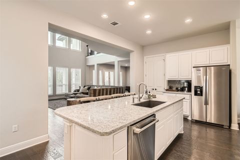 Tiny photo for 921 Morning Moon CIR, Austin, TX 78732 (MLS # 6692142)