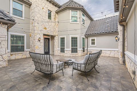 Tiny photo for 921 Morning Moon CIR, Austin, TX 78732 (MLS # 6692142)