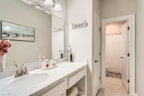 Tiny photo for 921 Morning Moon CIR, Austin, TX 78732 (MLS # 6692142)