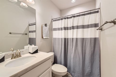 Tiny photo for 921 Morning Moon CIR, Austin, TX 78732 (MLS # 6692142)