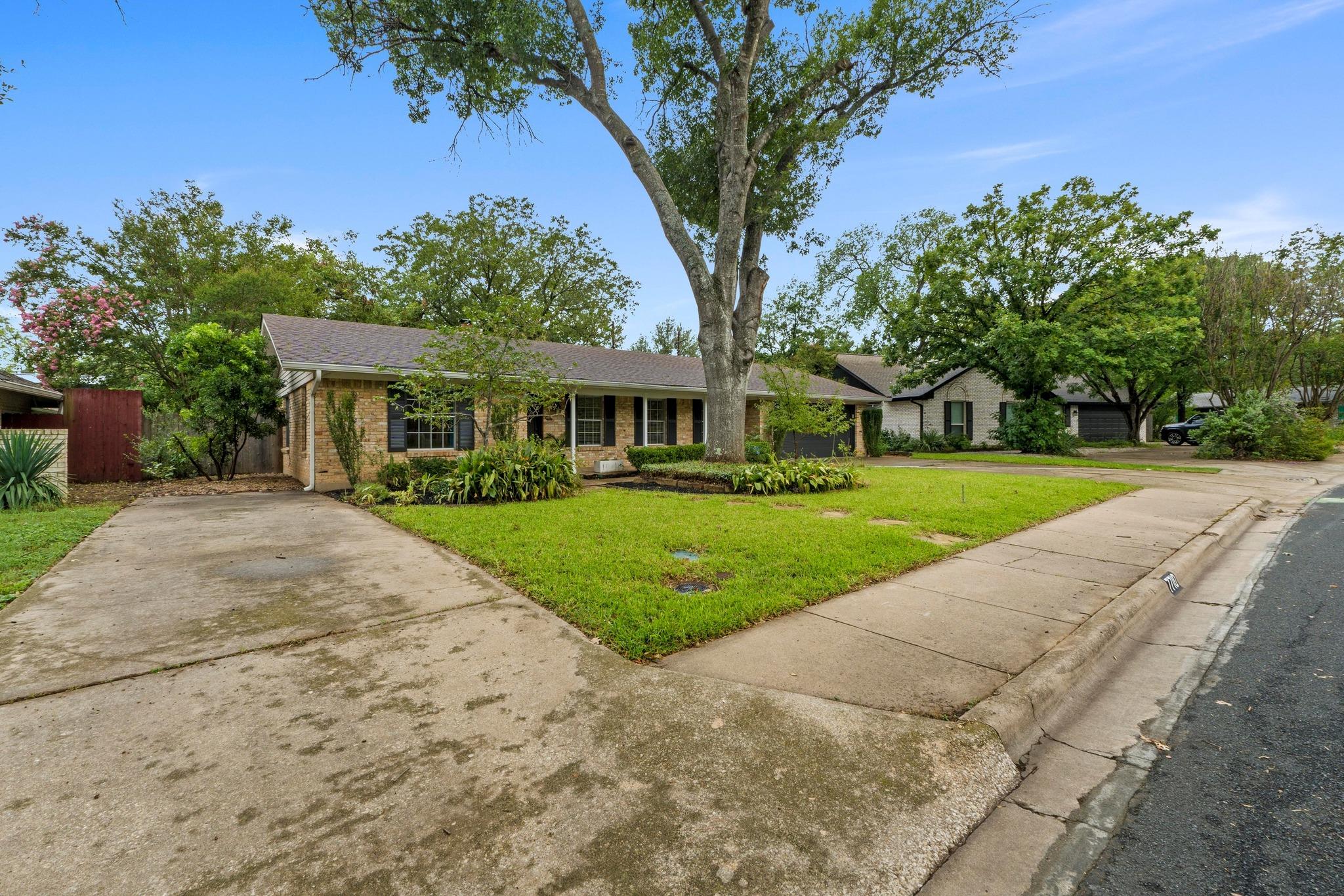 7710 Shoal Creek BLVD