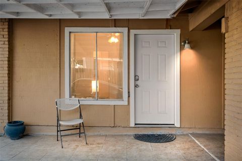 Tiny photo for 2411 Rockridge DR, Austin, TX 78744 (MLS # 8422229)