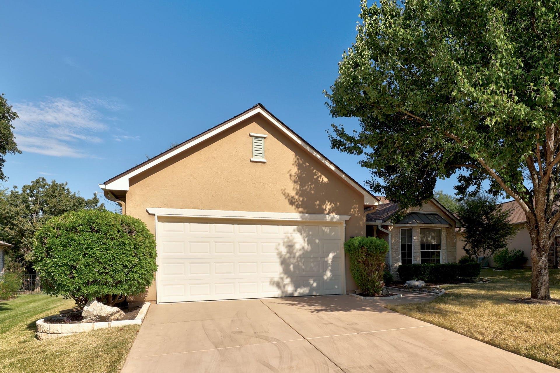 112 Camp DR