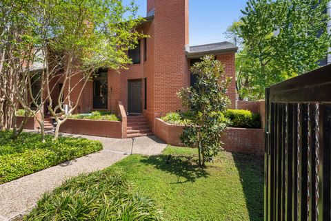 Photo of 510 W 18TH ST #113, Austin, TX 78701 (MLS # 3140036)