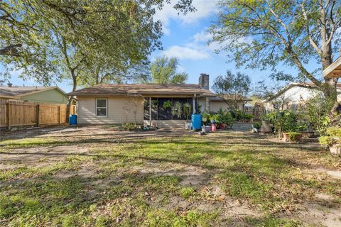 Tiny photo for 1704 Colony Creek DR, Austin, TX 78758 (MLS # 7640596)