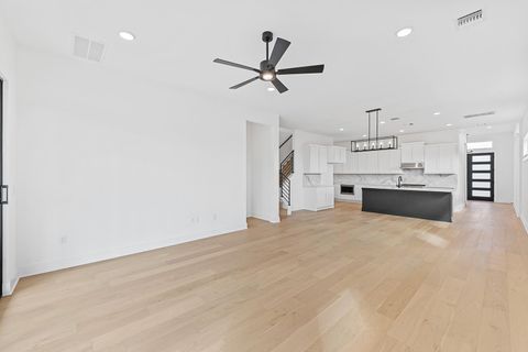 Tiny photo for 401 Austin Heights RD, Lakeway, TX 78738 (MLS # 3354770)
