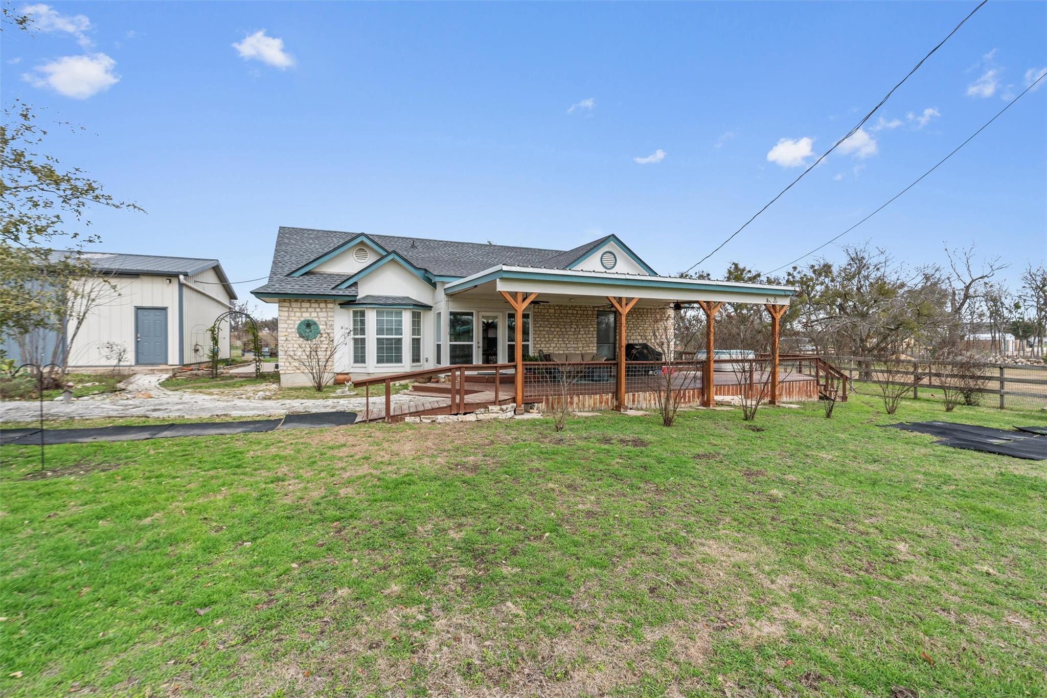 281 Lemens Ave