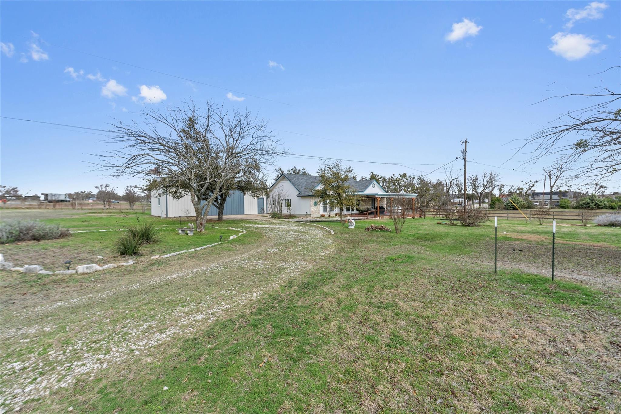 281 Lemens Ave