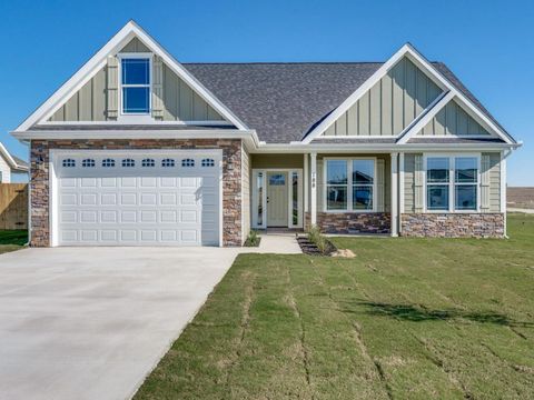 Photo of 188 Turnberry DR, La Vernia, TX 78121 (MLS # 9969478)