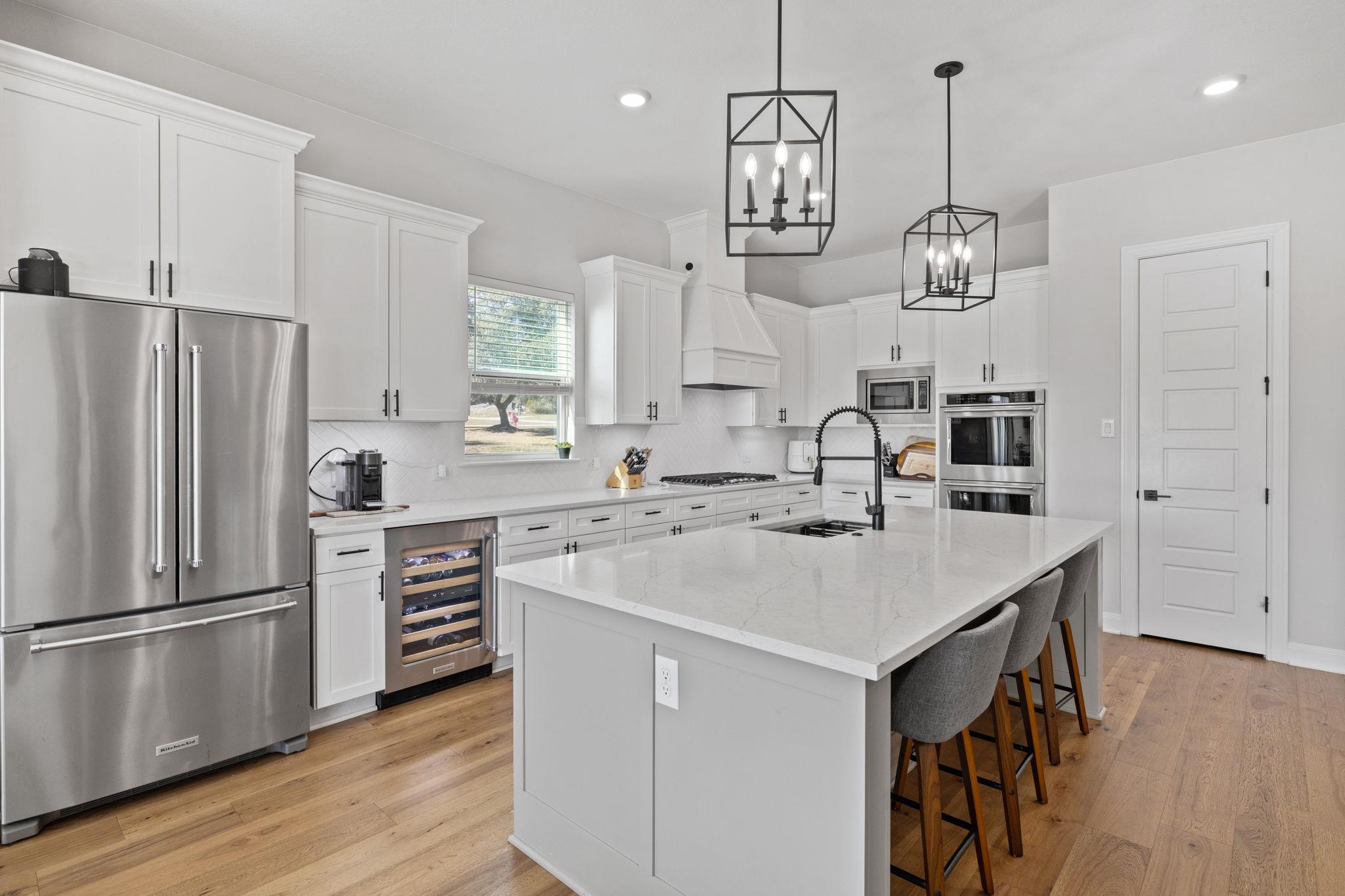 225 Spicewood Trails DR