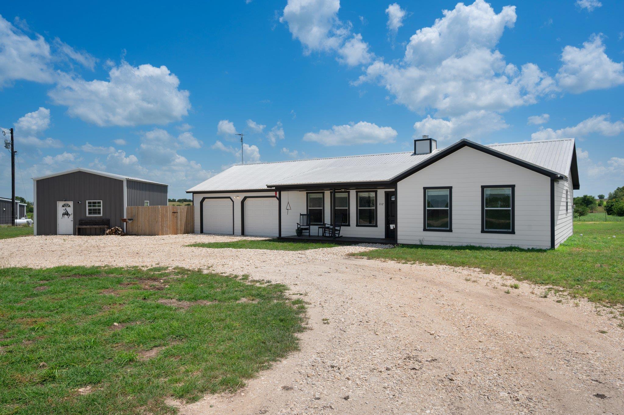 712 County Road 330