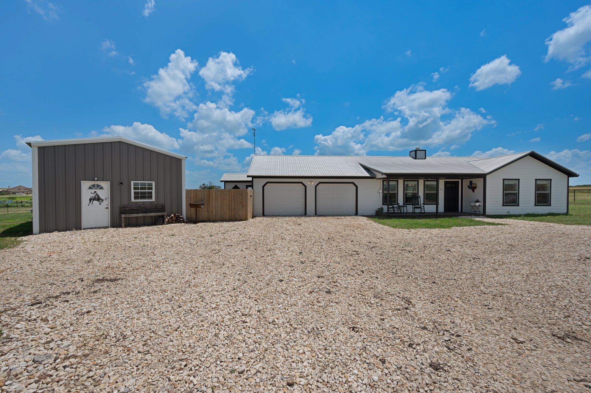 712 County Road 330