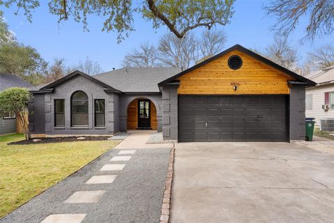 Photo of 10106 LINDSHIRE LN, Austin, TX 78748 (MLS # 5982033)