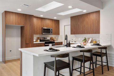 Tiny photo for 10106 LINDSHIRE LN, Austin, TX 78748 (MLS # 5982033)