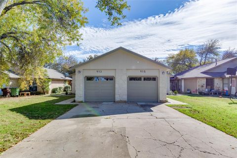 Photo of 913 Chisholm CV, Round Rock, TX 78681 (MLS # 1166024)