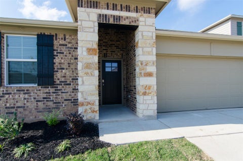 Photo of 262 Fall Aster DR, Kyle, TX 78640 (MLS # 4240038)