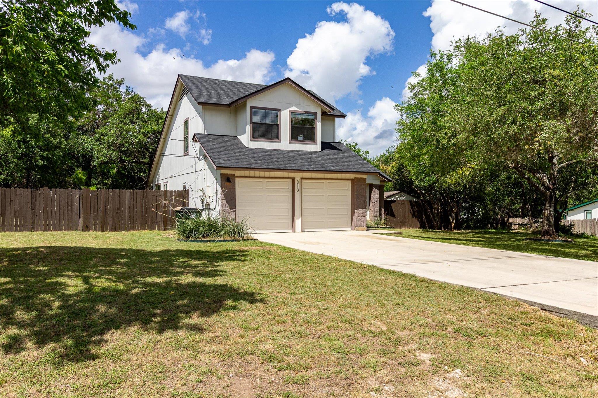 313 Hunter Ridge RD