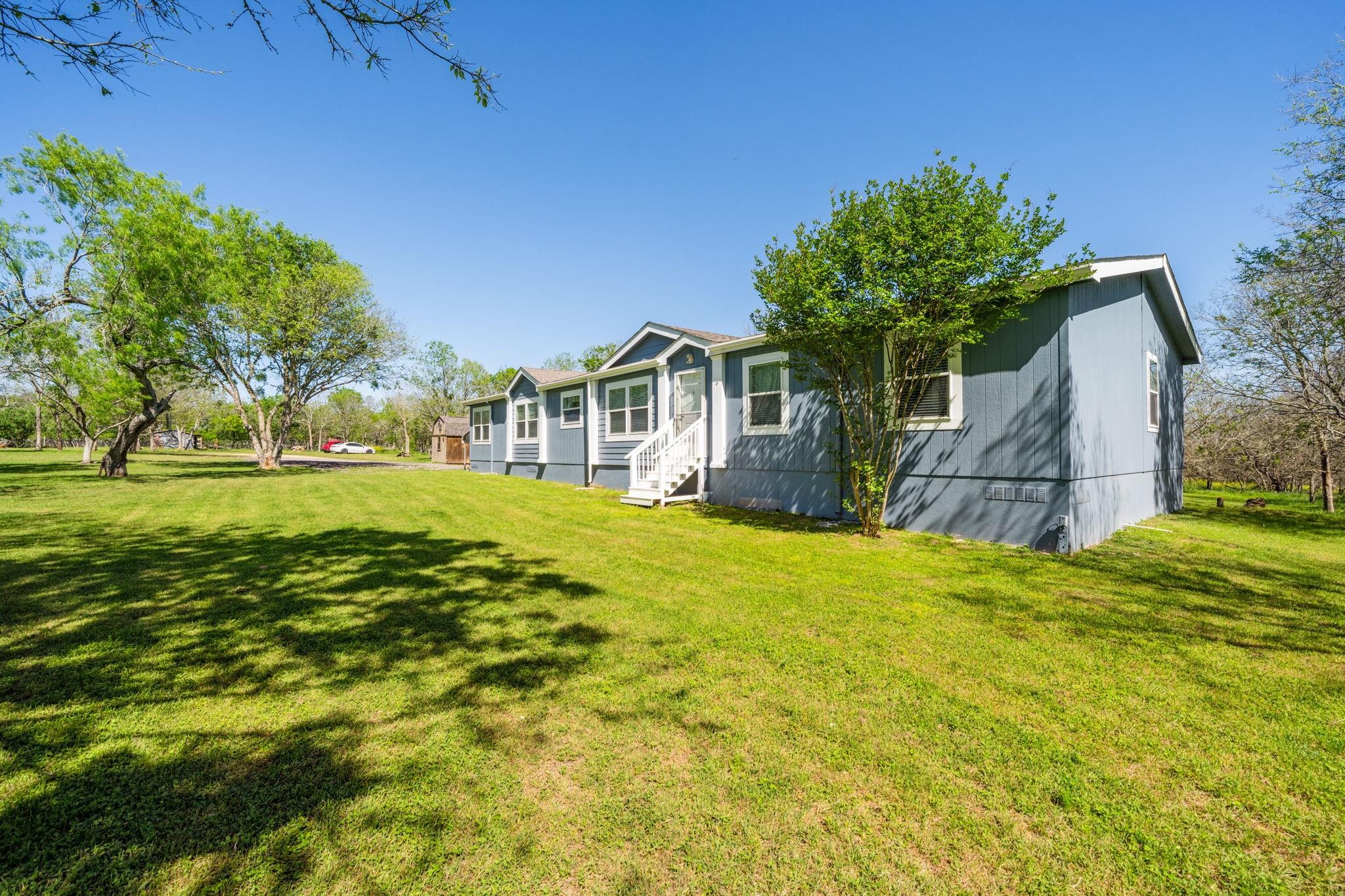 View Red Rock, TX 78662 mobile home