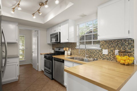Tiny photo for 11709 Sterlinghill DR, Austin, TX 78758 (MLS # 2821261)