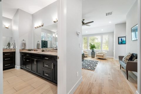 Tiny photo for 502 Lakeway DR, Lakeway, TX 78734 (MLS # 1918534)