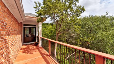 6706 Fort Davis CV Austin TX 78731